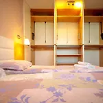 Green Apartment - Top Location, Near City Center!