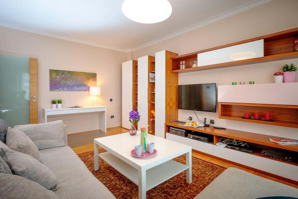 - Location, Near Center! Sofia