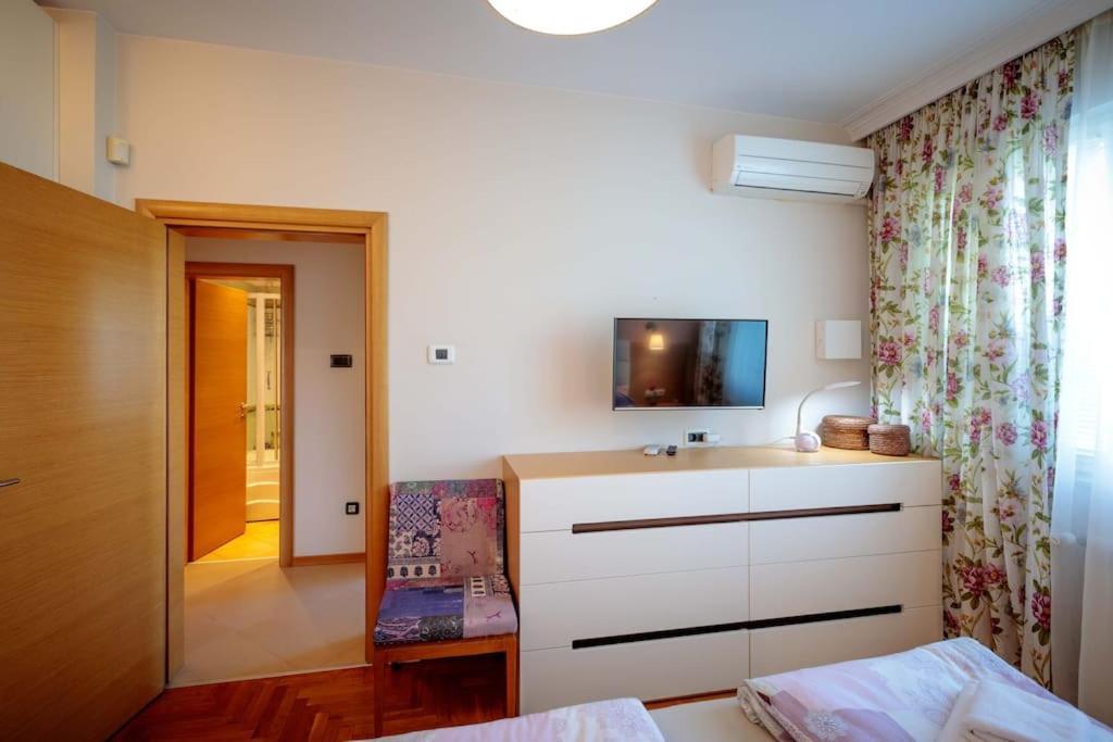 - Location, Near Center! Sofia