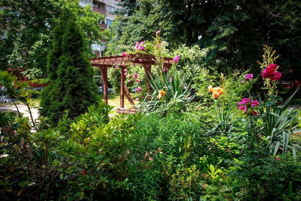- Location, Near Center! * Sofia