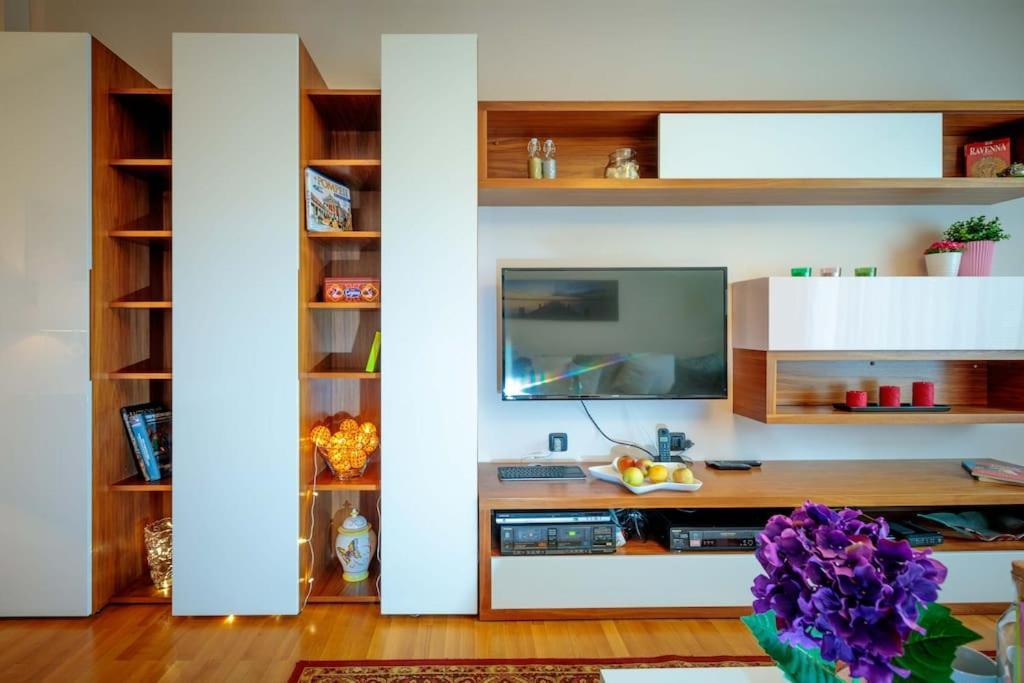 - Location, Near Center! * Sofia